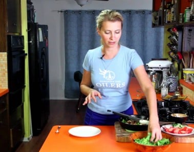 Chicken Fajita Salad – Healthy Dinner Recipe
