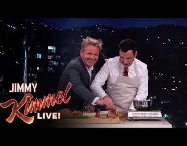Gordon Ramsay Makes Scrambled Eggs