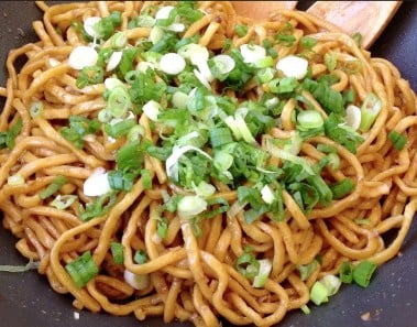 How To Cook Garlic Noodles-Asian Italian Food Recipes-Stri Frying