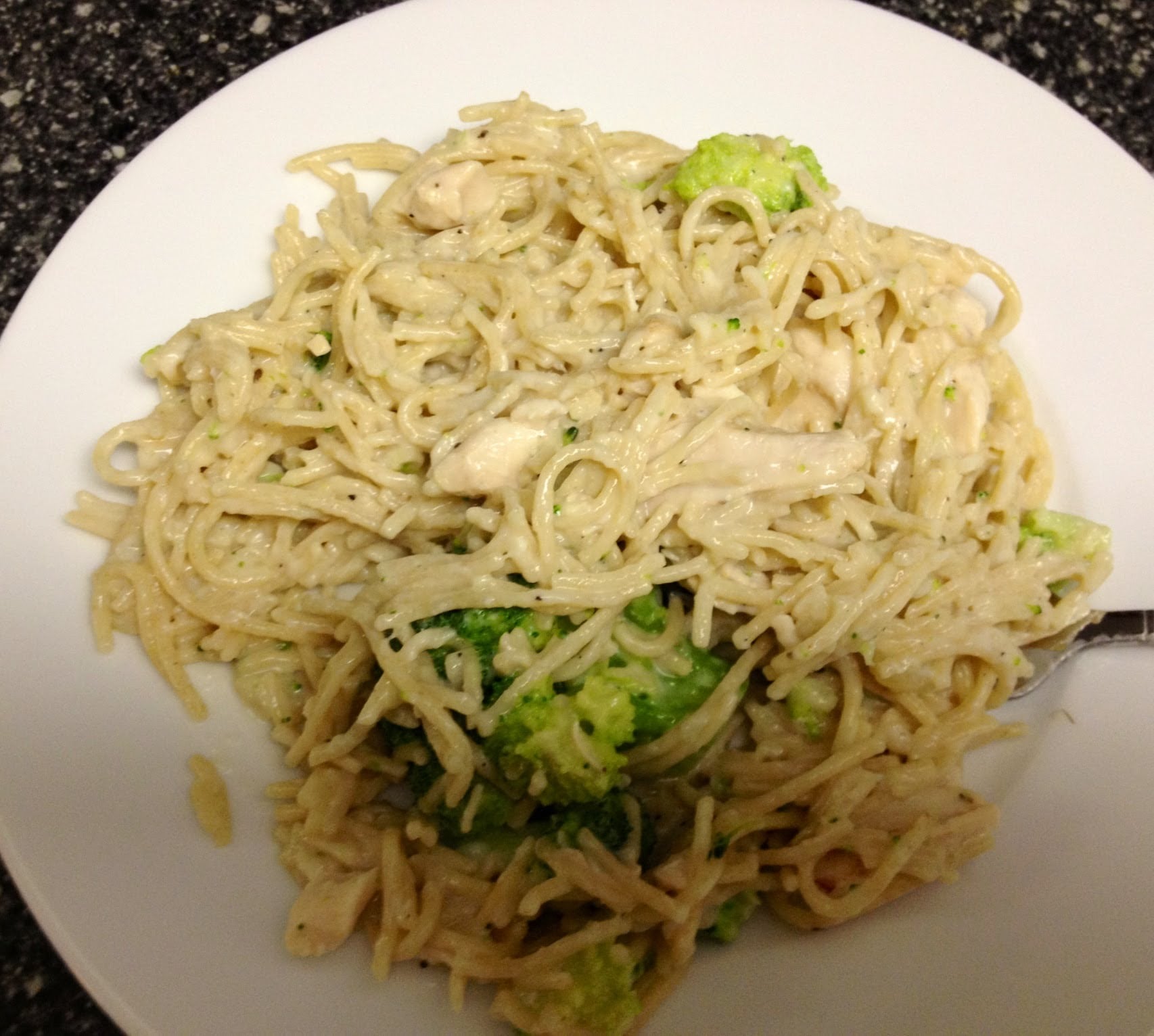 Weight Watchers Friendly Dinner Recipe Cheesy Broccoli and Chicken