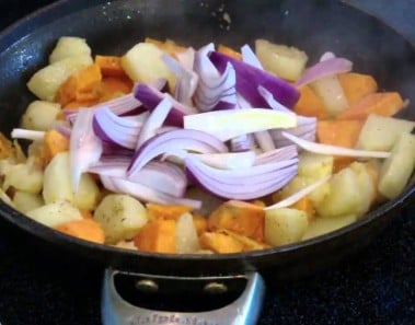 15 Minute Baked Chicken and Fried Sweet Potatoes Recipe for Power Gamers