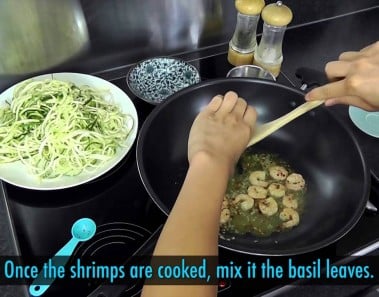 Garlic & Chilli Zucchini Pasta (Weight Loss Recipes)