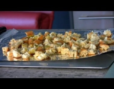 How to Make Croutons Fast : Quick & Easy Recipes
