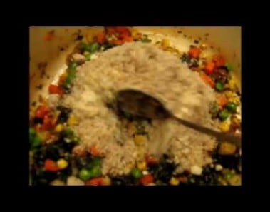 Quick Microwave Vegetarian Pie  (•‿•)  ♥