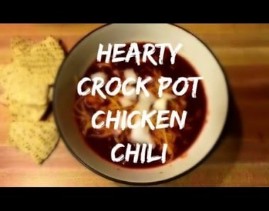 Simple Hearty Crock Pot Chicken Chili!