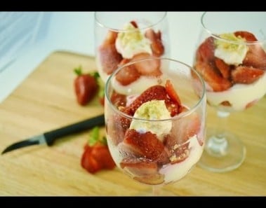 Strawberry Cheesecake Parfait – Quick and Easy Dessert Recipe | RadaCutlery.com