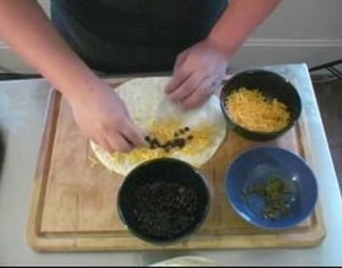 Barbecue Side Dish Recipes : Making Vegetarian Quesadillas