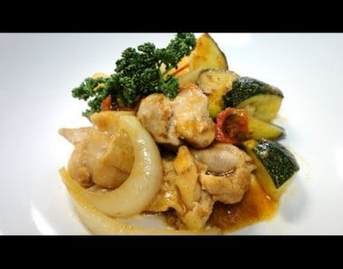 Chicken Leg with Anchovy sauce Recipeチキンと夏野菜のアンチョビソース炒めの作り方（レシピ）