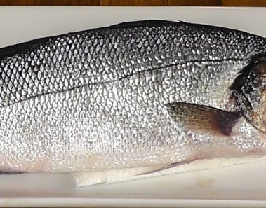 How to Fillet whole Branzino – How to Gut a fish – Fillet a Branzino – Cooking Classes