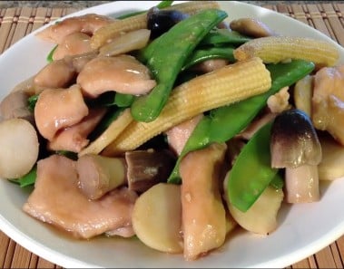 Stir-Fry Chicken With Snow Peas Water Chestnuts-Chinese Food Recipes