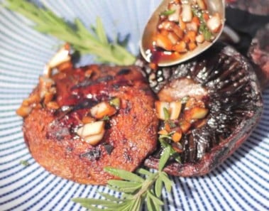 Barbecued portobello mushrooms video – Vegetarian BBQ recipe