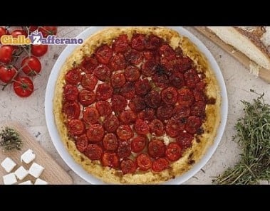 Feta and tomato tarte tatin – vegetarian recipe