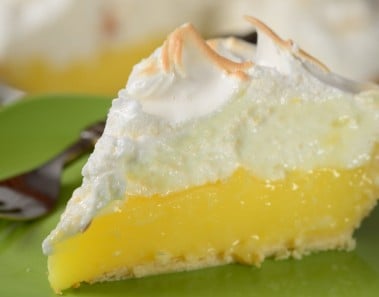 Lemon Meringue Pie Recipe Demonstration – Joyofbaking.com