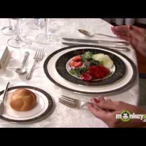 Basic Dining Etiquette – The Salad Course