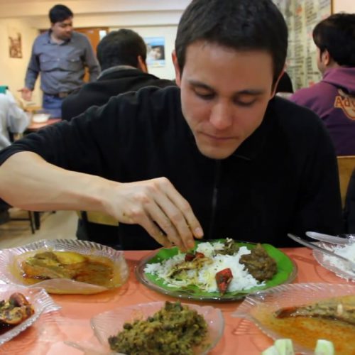 Bengali Seafood Feast at Bhojohori Manna in India