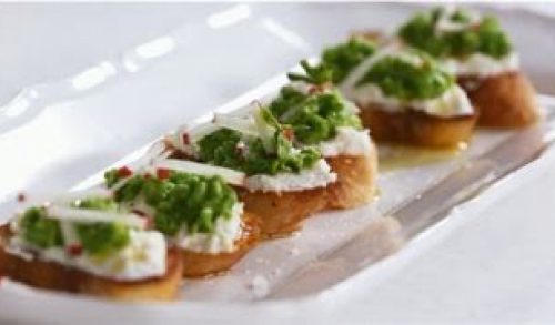 Bruschetta Recipe with Sweet Pea and Ricotta Toppings