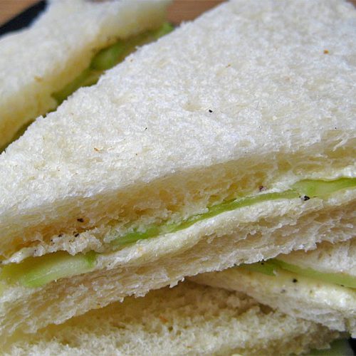 Cucumber Sandwich Recipe in Hindi – कुकुम्बर सैंडविच रेसिपी @ jaipurthepinkcity.com