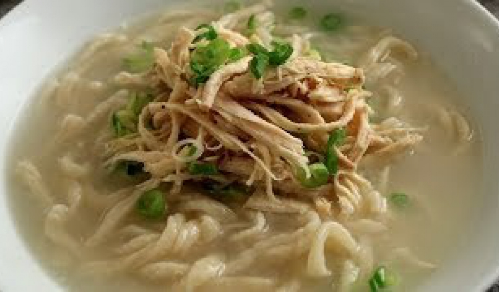 Korean Chicken Noodle Soup from Scratch (Kalguksu: 칼국수)