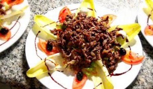Making a Healthly-Main Course Salad!