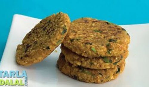 Oats Moong Dal Tikki (Healthy Snack) by Tarla Dalal
