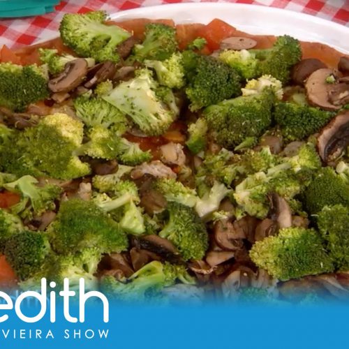 Rocco DiSpirito Teaches Meredith How To Make His Negative-Calorie Pizza! | The Meredith Vieira Show