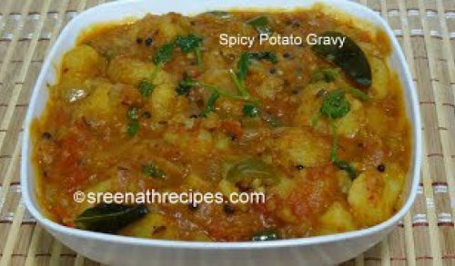 Spicy Potato Gravy –  Side dish for Chapati / Puri / Roti / Bread